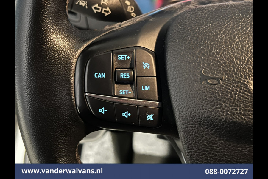 Ford Transit Custom 2.0 TDCI L2H1 Euro6 Airco | Camera | Navigatie | Apple Carplay | LED | Cruisecontrol Verwarmde voorruit, Parkeersensoren, Bijrijdersbank, 2800kg trekvermogen