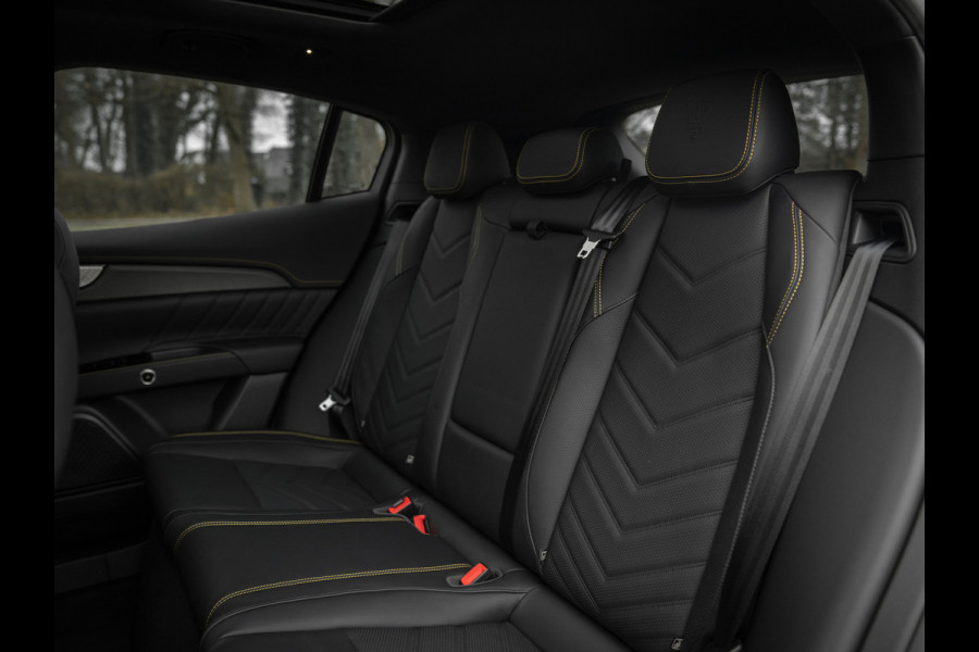 Maserati Grecale 3.0 V6 Trofeo 530pk | Full option! | Carbon ext. + int. | Sonus Faber | Pano-dak | Stoelkoeling | Adapt. cruise