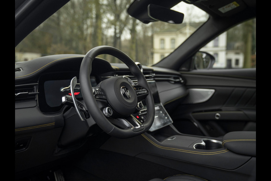 Maserati Grecale 3.0 V6 Trofeo 530pk | Full option! | Carbon ext. + int. | Sonus Faber | Pano-dak | Stoelkoeling | Adapt. cruise