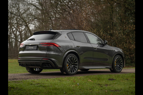Maserati Grecale 3.0 V6 Trofeo 530pk | Full option! | Carbon ext. + int. | Sonus Faber | Pano-dak | Stoelkoeling | Adapt. cruise
