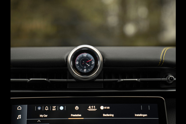 Maserati Grecale 3.0 V6 Trofeo 530pk | Full option! | Carbon ext. + int. | Sonus Faber | Pano-dak | Stoelkoeling | Adapt. cruise