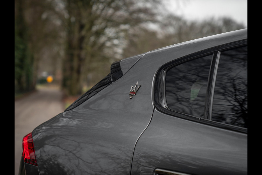 Maserati Grecale 3.0 V6 Trofeo 530pk | Full option! | Carbon ext. + int. | Sonus Faber | Pano-dak | Stoelkoeling | Adapt. cruise