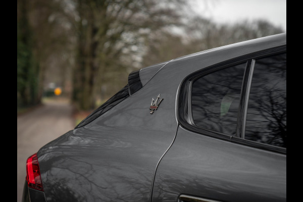 Maserati Grecale 3.0 V6 Trofeo 530pk | Full option! | Carbon ext. + int. | Sonus Faber | Pano-dak | Stoelkoeling | Adapt. cruise