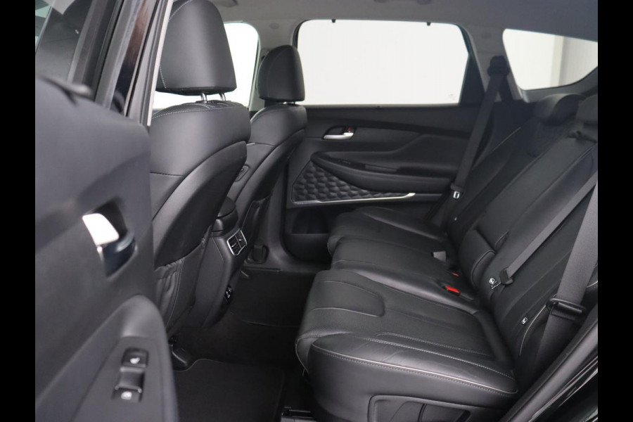 Hyundai Santa Fe 1.6 T-GDI PHEV Premium | Stoelventilatie | Leder | Head-Up | 360 Camera | Stuurverwarming | Krell Audio | Carplay | Achterbankverwarming | Adaptive cruise | Memory | Plug In