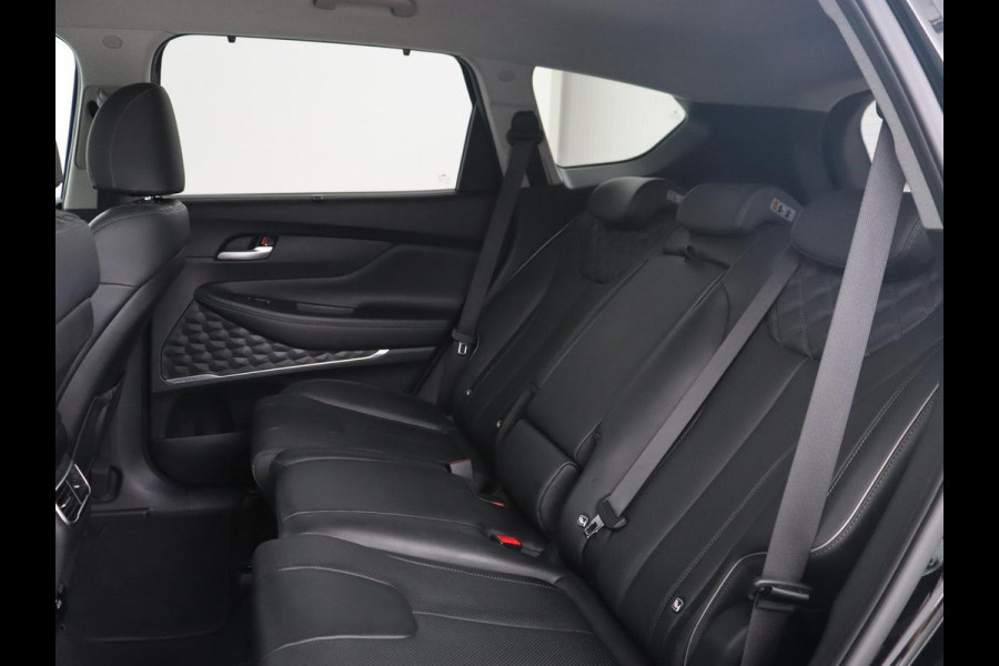 Hyundai Santa Fe 1.6 T-GDI PHEV Premium | Stoelventilatie | Leder | Head-Up | 360 Camera | Stuurverwarming | Krell Audio | Carplay | Achterbankverwarming | Adaptive cruise | Memory | Plug In