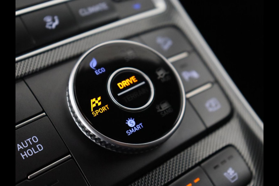 Hyundai Santa Fe 1.6 T-GDI PHEV Premium | Stoelventilatie | Leder | Head-Up | 360 Camera | Stuurverwarming | Krell Audio | Carplay | Achterbankverwarming | Adaptive cruise | Memory | Plug In