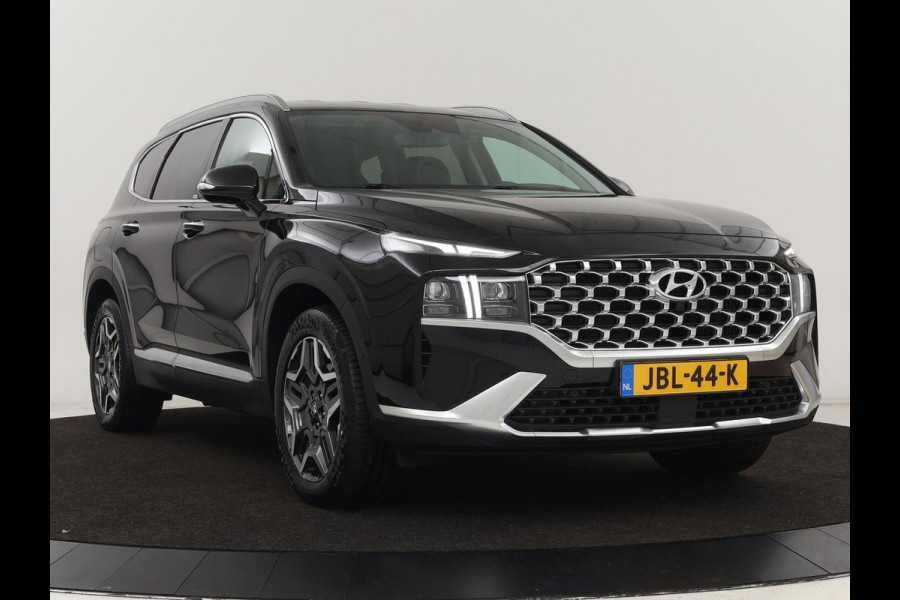 Hyundai Santa Fe 1.6 T-GDI PHEV Premium | Stoelventilatie | Leder | Head-Up | 360 Camera | Stuurverwarming | Krell Audio | Carplay | Achterbankverwarming | Adaptive cruise | Memory | Plug In