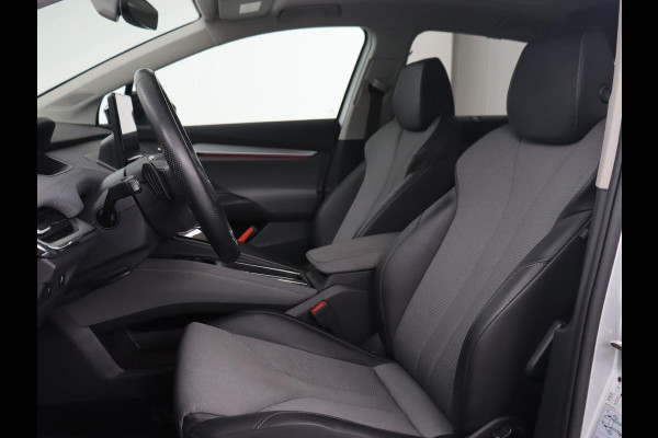 Škoda ENYAQ iV 60 | Panoramadak | Stoel & achterbankverwarming | Carplay | Sportstuur | Keyless | Full LED | Navigatie | Cruise control | 21'' lichtmetalen velgen