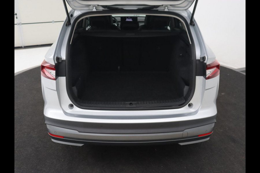 Škoda ENYAQ iV 60 | Panoramadak | Stoel & achterbankverwarming | Carplay | Sportstuur | Keyless | Full LED | Navigatie | Cruise control | 21'' lichtmetalen velgen