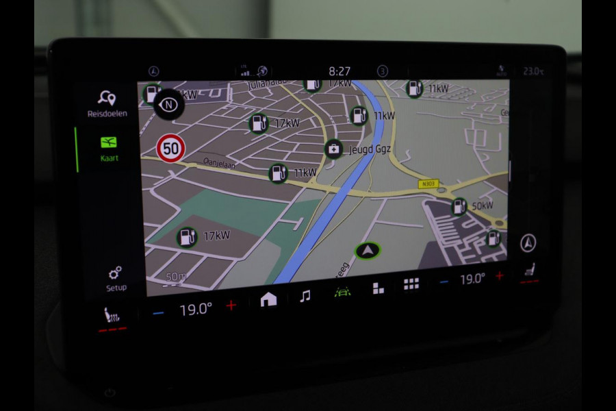 Škoda ENYAQ iV 60 | Panoramadak | Stoel & achterbankverwarming | Carplay | Sportstuur | Keyless | Full LED | Navigatie | Cruise control | 21'' lichtmetalen velgen