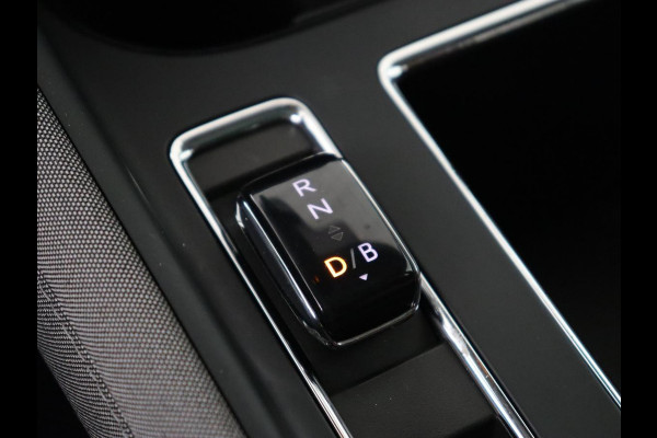 Škoda ENYAQ iV 60 | Panoramadak | Stoel & achterbankverwarming | Carplay | Sportstuur | Keyless | Full LED | Navigatie | Cruise control | 21'' lichtmetalen velgen