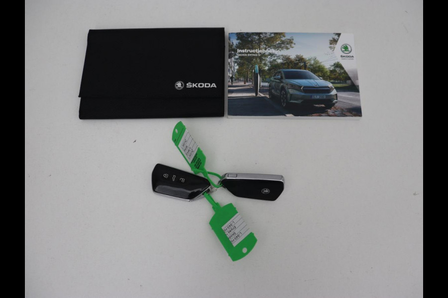 Škoda ENYAQ iV 60 | Panoramadak | Stoel & achterbankverwarming | Carplay | Sportstuur | Keyless | Full LED | Navigatie | Cruise control | 21'' lichtmetalen velgen