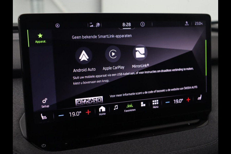 Škoda ENYAQ iV 60 | Panoramadak | Stoel & achterbankverwarming | Carplay | Sportstuur | Keyless | Full LED | Navigatie | Cruise control | 21'' lichtmetalen velgen