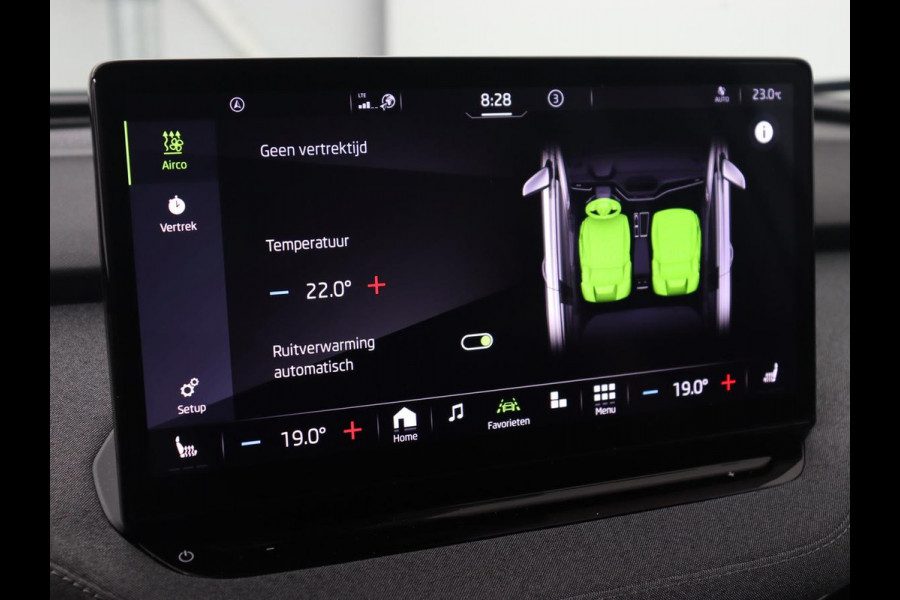 Škoda ENYAQ iV 60 | Panoramadak | Stoel & achterbankverwarming | Carplay | Sportstuur | Keyless | Full LED | Navigatie | Cruise control | 21'' lichtmetalen velgen