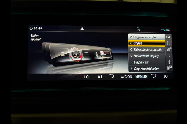 Mercedes-Benz G-Klasse 63| AMG FI-Exhaust|ACC|360 Camera |Burmester High-End Surround 3D| Night Pack | Panodak | Carbon | Massage