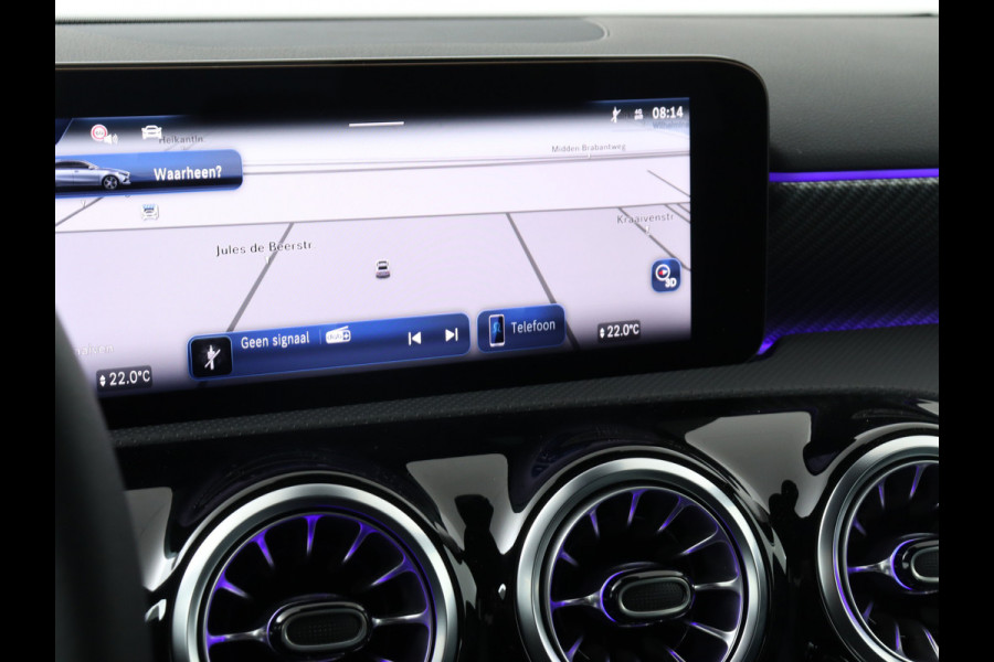 Mercedes-Benz A-Klasse 250 e Star Edition Limited | Dodehoekassistent | KEYLESS GO-comfortpakket | Draadloos oplaadsysteem voor Smartphone | Extra USB-poorten | Parkeerpakket met achteruitrijcamera | Sfeerverlichting |