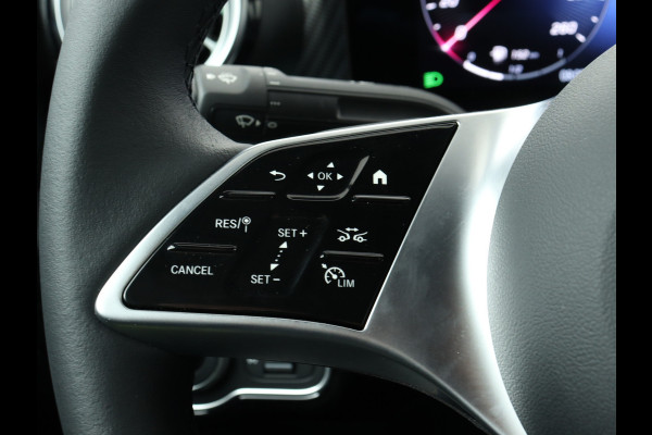Mercedes-Benz A-Klasse 250 e Star Edition Limited | Dodehoekassistent | KEYLESS GO-comfortpakket | Draadloos oplaadsysteem voor Smartphone | Extra USB-poorten | Parkeerpakket met achteruitrijcamera | Sfeerverlichting |