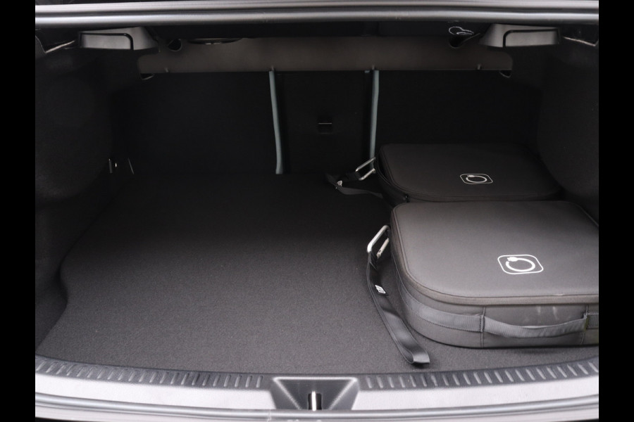 Mercedes-Benz A-Klasse 250 e Star Edition Limited | Dodehoekassistent | KEYLESS GO-comfortpakket | Draadloos oplaadsysteem voor Smartphone | Extra USB-poorten | Parkeerpakket met achteruitrijcamera | Sfeerverlichting |