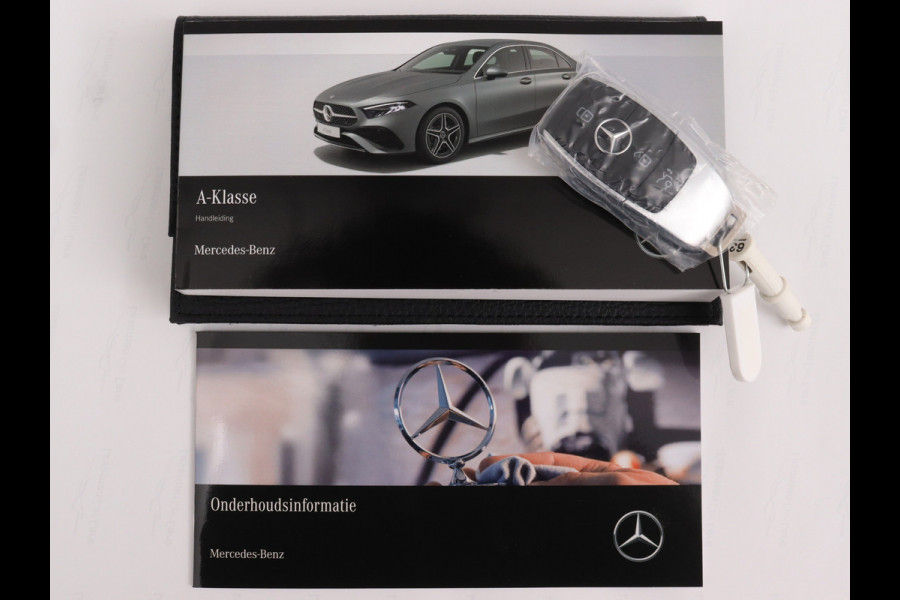 Mercedes-Benz A-Klasse 250 e Star Edition Limited | Dodehoekassistent | KEYLESS GO-comfortpakket | Draadloos oplaadsysteem voor Smartphone | Extra USB-poorten | Parkeerpakket met achteruitrijcamera | Sfeerverlichting |