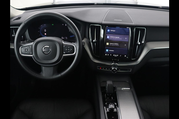 Volvo XC60 2.0 T6 Plug-in hybrid AWD Core Bright | Panoramadak | Leder | Stoel & stuurverwarming | Adaptive cruise | Harman/Kardon | Camera | Carplay | Achterbankverwarming | PHEV