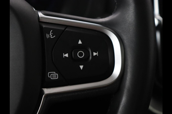 Volvo XC60 2.0 T6 Plug-in hybrid AWD Core Bright | Panoramadak | Leder | Stoel & stuurverwarming | Adaptive cruise | Harman/Kardon | Camera | Carplay | Achterbankverwarming | PHEV
