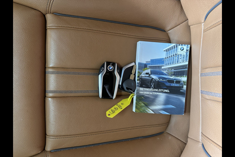 BMW 5 Serie Touring 540d xDrive High Executive Aut. *PANO | LASER-LIGHT | HEAD-UP | LUXURY-LEATHER | BLIND-SPOT | MEMORY-PACK | HARMAN/KARDON | TOP-VIEW | DIGI-COCKPIT | HEATED-COMFORTSEATS | KEYLESS | NAVI-FULLMAP | 18''ALU |