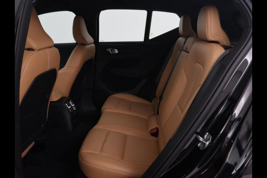 Volvo XC40 1.5 T5 Recharge Inscription | Leder | 360 Camera | Stoel & stuurverwarming | Carplay | Harman/Kardon | Navigatie | Keyless | Full LED | Parkeerhulp | Cruise control | PHEV | Plug In