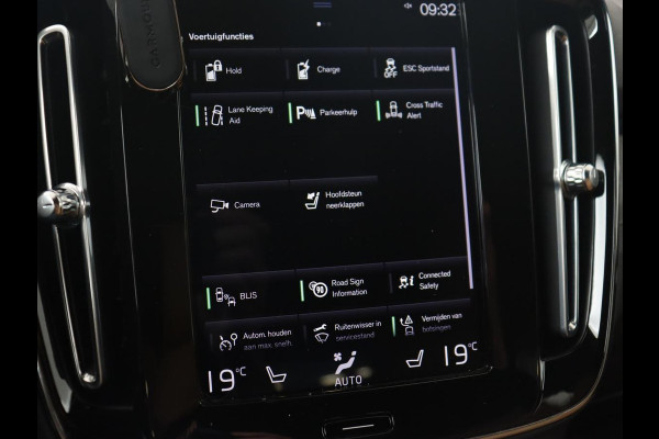 Volvo XC40 1.5 T5 Recharge Inscription | Leder | 360 Camera | Stoel & stuurverwarming | Carplay | Harman/Kardon | Navigatie | Keyless | Full LED | Parkeerhulp | Cruise control | PHEV | Plug In