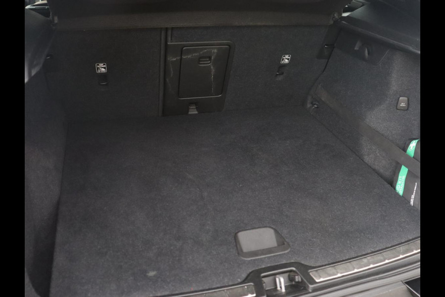 Volvo XC40 1.5 T5 Recharge Inscription | Leder | 360 Camera | Stoel & stuurverwarming | Carplay | Harman/Kardon | Navigatie | Keyless | Full LED | Parkeerhulp | Cruise control | PHEV | Plug In