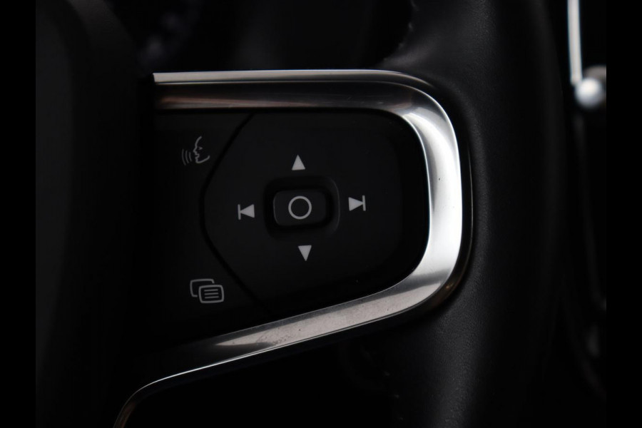 Volvo XC40 1.5 T5 Recharge Inscription | Leder | 360 Camera | Stoel & stuurverwarming | Carplay | Harman/Kardon | Navigatie | Keyless | Full LED | Parkeerhulp | Cruise control | PHEV | Plug In