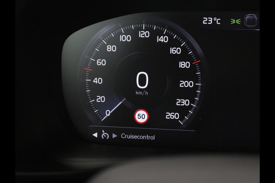 Volvo XC40 1.5 T5 Recharge Inscription | Leder | 360 Camera | Stoel & stuurverwarming | Carplay | Harman/Kardon | Navigatie | Keyless | Full LED | Parkeerhulp | Cruise control | PHEV | Plug In