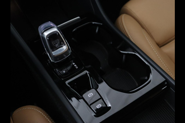 Volvo XC40 1.5 T5 Recharge Inscription | Leder | 360 Camera | Stoel & stuurverwarming | Carplay | Harman/Kardon | Navigatie | Keyless | Full LED | Parkeerhulp | Cruise control | PHEV | Plug In