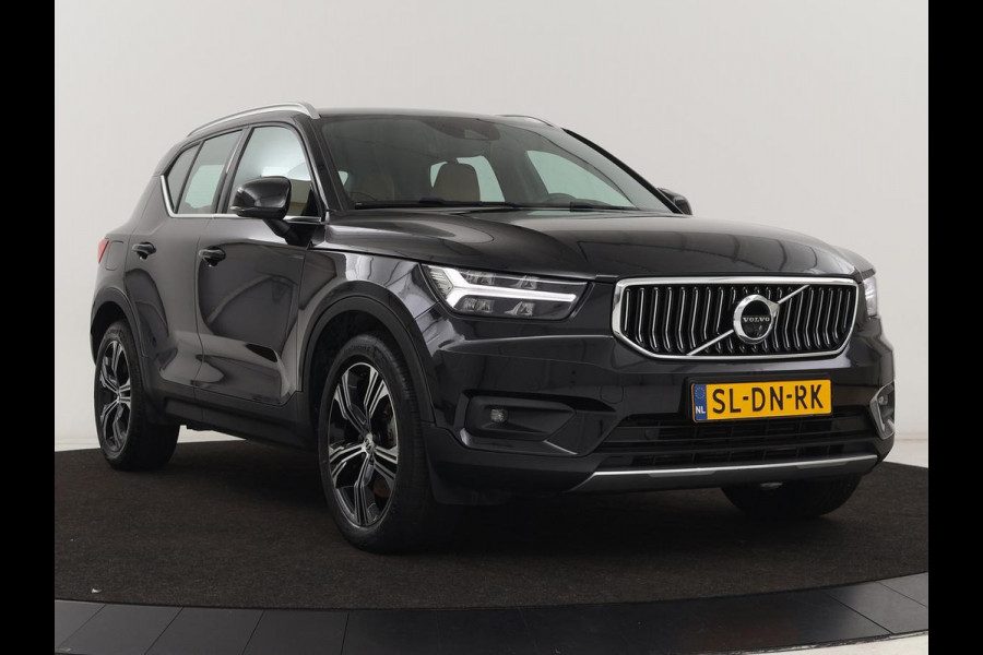 Volvo XC40 1.5 T5 Recharge Inscription | Leder | 360 Camera | Stoel & stuurverwarming | Carplay | Harman/Kardon | Navigatie | Keyless | Full LED | Parkeerhulp | Cruise control | PHEV | Plug In