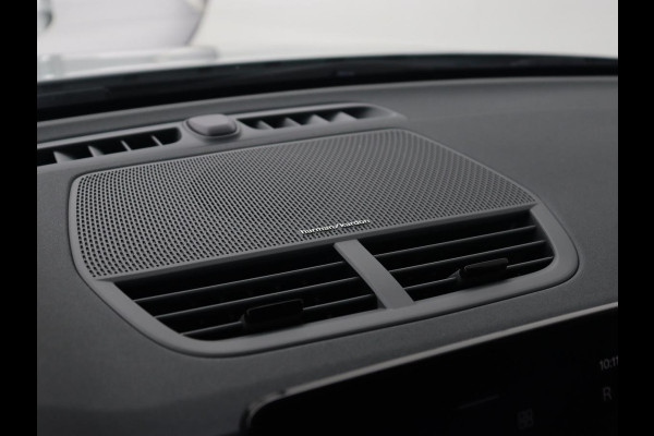 Polestar 2 Long Range Dual Motor Launch Edition 78kWh | Panoramadak | Trekhaak | Stoel & stuurverwarming | 360 camera | Adaptive cruise | Harman/Kardon | Carplay