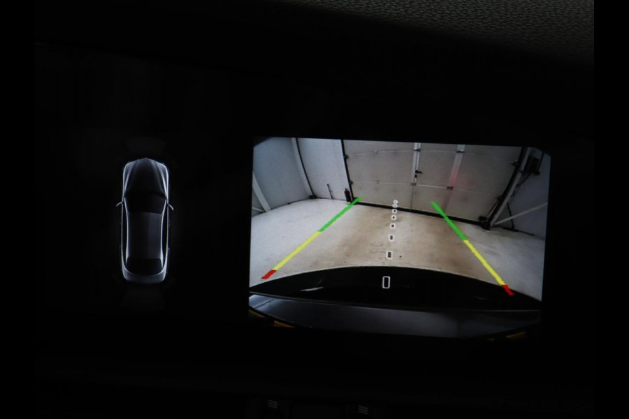 Alfa Romeo Giulia 2.0T Sprint | Leder | Adaptive cruise | Stoel & stuurverwarming | Trekhaak | Carplay | Camera | Memory | Xenon | Navigatie | Parkeerhulp | Bluetooth