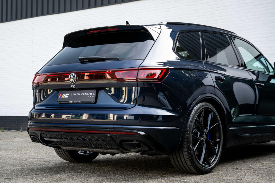 Volkswagen Touareg 3.0 TSI eHybrid R 4M Puglia DynAudio Massage Pano
