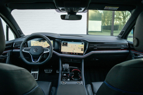 Volkswagen Touareg 3.0 TSI eHybrid R 4M Puglia DynAudio Massage Pano