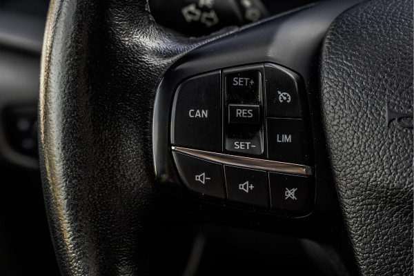 Ford Transit Custom 2.0TDCI | L2H1 | Automaat | 5-Zits | Camera | CarPlay | Navi | LED | Zijschuifdeur R+L | Cruise | PDC