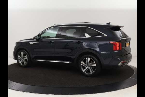 Kia Sorento 1.6 T-GDI Plug-in Hybrid 4WD DynamicPlusLine 7-persoons | Panoramadak | Trekhaak | 360 Camera | Adaptive cruise | BOSE Surround | Stoelverwarming | Carplay | Achterbankverwarming | PHEV
