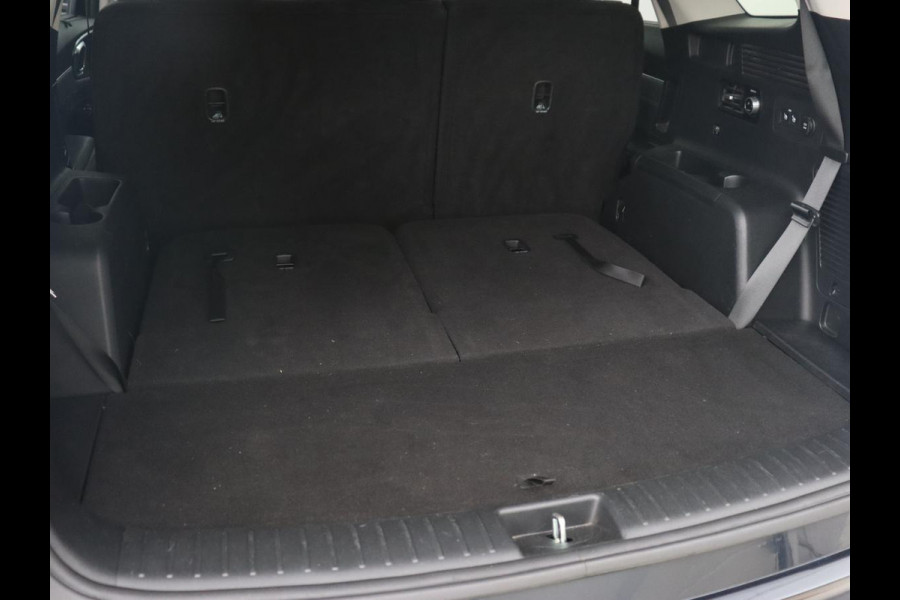Kia Sorento 1.6 T-GDI Plug-in Hybrid 4WD DynamicPlusLine 7-persoons | Panoramadak | Trekhaak | 360 Camera | Adaptive cruise | BOSE Surround | Stoelverwarming | Carplay | Achterbankverwarming | PHEV