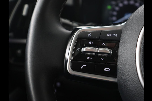 Kia Sorento 1.6 T-GDI Plug-in Hybrid 4WD DynamicPlusLine 7-persoons | Panoramadak | Trekhaak | 360 Camera | Adaptive cruise | BOSE Surround | Stoelverwarming | Carplay | Achterbankverwarming | PHEV