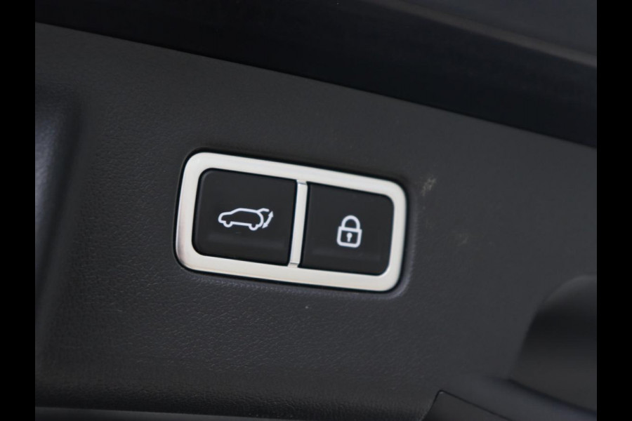 Kia Sorento 1.6 T-GDI Plug-in Hybrid 4WD DynamicPlusLine 7-persoons | Panoramadak | Trekhaak | 360 Camera | Adaptive cruise | BOSE Surround | Stoelverwarming | Carplay | Achterbankverwarming | PHEV
