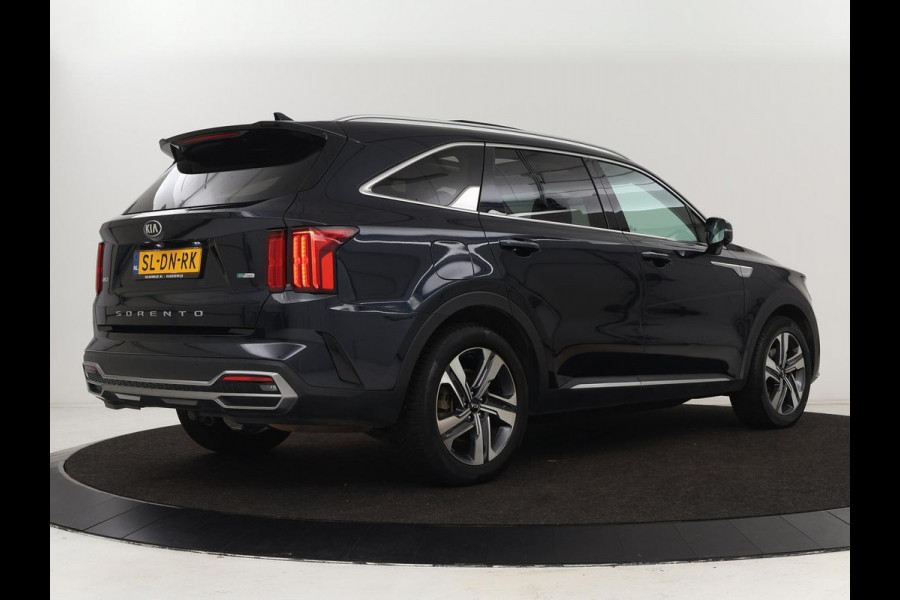 Kia Sorento 1.6 T-GDI Plug-in Hybrid 4WD DynamicPlusLine 7-persoons | Panoramadak | Trekhaak | 360 Camera | Adaptive cruise | BOSE Surround | Stoelverwarming | Carplay | Achterbankverwarming | PHEV