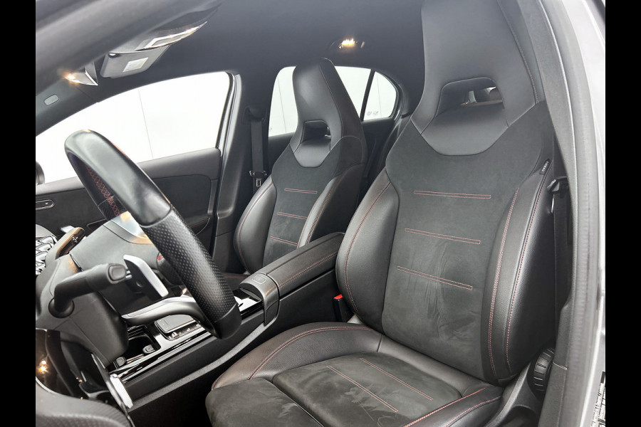 Mercedes-Benz A-Klasse 180 AMG | SFEERVERL | AchteruitCAM | StoelverW | Goed onderH | Groot scherm |
