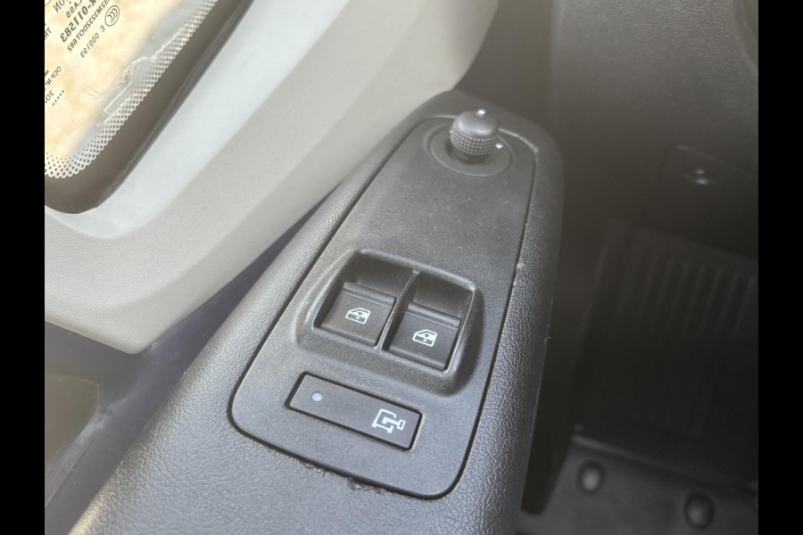 Citroën Jumper 30 2.2 BlueHDi 140 L2H2*AIRCO*3-PERS*BLUETOOTH*