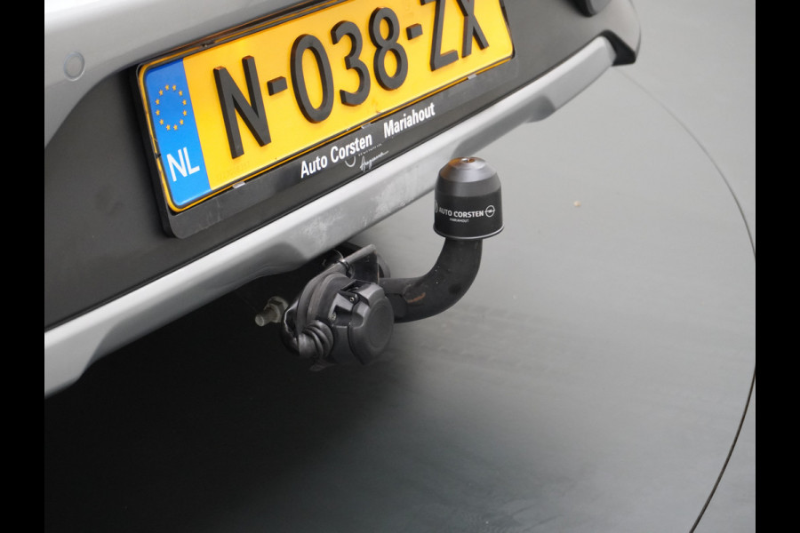 Kia Niro 1.6GDi 142PK Hybrid Autom. ExecutiveLine Leder+Memory Schuif-kanteldak Trekhaak JBL®-Sound Apple Carplay Android Auto Adap.Cruis DAB Keyless Led Privacy Glas Subwoofer Rijstrooksensor Regen-Lichtsensor 1e Eigenaar Dealeronderhouden Zeer compleet!