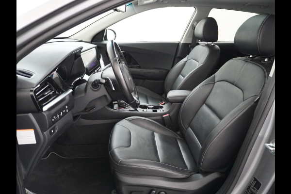 Kia Niro 1.6GDi 142PK Hybrid Autom. ExecutiveLine Leder+Memory Schuif-kanteldak Trekhaak JBL®-Sound Apple Carplay Android Auto Adap.Cruis DAB Keyless Led Privacy Glas Subwoofer Rijstrooksensor Regen-Lichtsensor 1e Eigenaar Dealeronderhouden Zeer compleet!