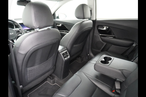 Kia Niro 1.6GDi 142PK Hybrid Autom. ExecutiveLine Leder+Memory Schuif-kanteldak Trekhaak JBL®-Sound Apple Carplay Android Auto Adap.Cruis DAB Keyless Led Privacy Glas Subwoofer Rijstrooksensor Regen-Lichtsensor 1e Eigenaar Dealeronderhouden Zeer compleet!