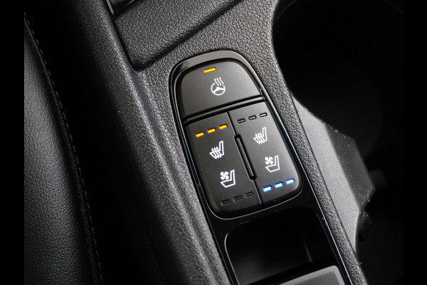 Kia Niro 1.6GDi 142PK Hybrid Autom. ExecutiveLine Leder+Memory Schuif-kanteldak Trekhaak JBL®-Sound Apple Carplay Android Auto Adap.Cruis DAB Keyless Led Privacy Glas Subwoofer Rijstrooksensor Regen-Lichtsensor 1e Eigenaar Dealeronderhouden Zeer compleet!