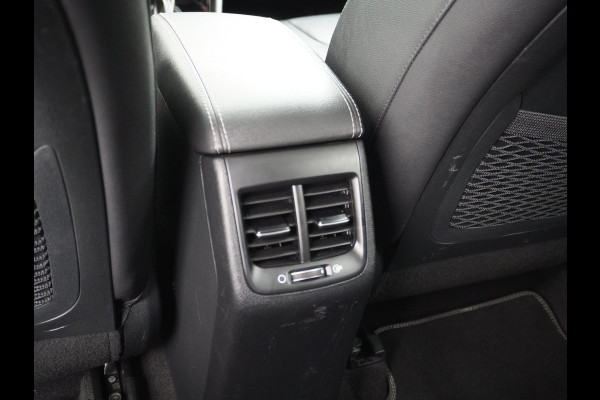 Kia Niro 1.6GDi 142PK Hybrid Autom. ExecutiveLine Leder+Memory Schuif-kanteldak Trekhaak JBL®-Sound Apple Carplay Android Auto Adap.Cruis DAB Keyless Led Privacy Glas Subwoofer Rijstrooksensor Regen-Lichtsensor 1e Eigenaar Dealeronderhouden Zeer compleet!